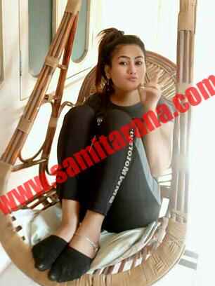 Riya Noida Escorts